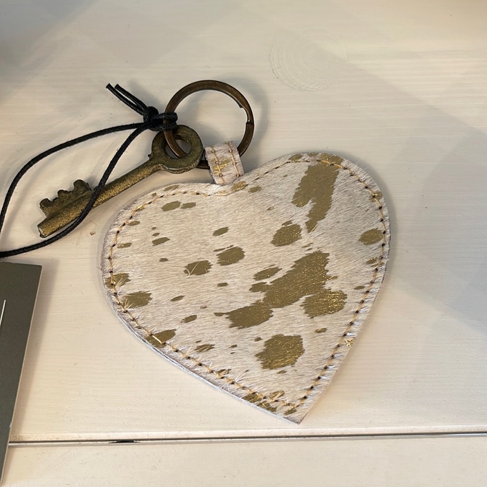 Myra Bag heart key chain